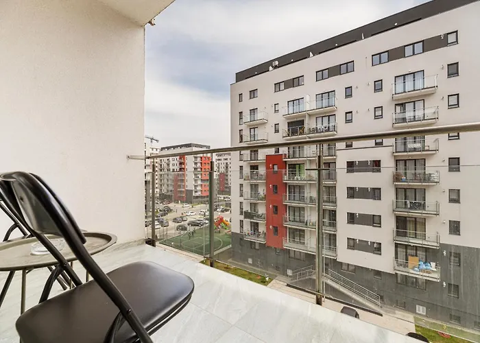 Johnny Baloney Apartment *